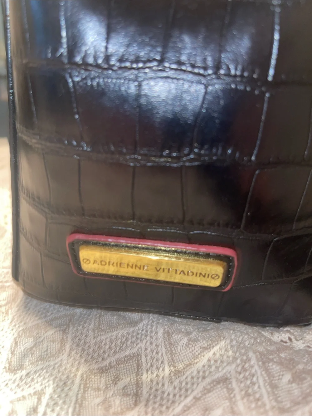 Adrienne Vittadini Black           Croc-Embossed Leather Tote Bag / Red Trim